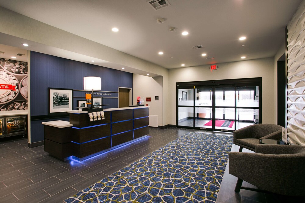 Hampton Inn Suites Dallas Ft Worth Airport South Tx 8/49