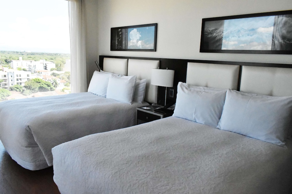 Hampton By Hilton Santa Cruz Equipetrol 20/56