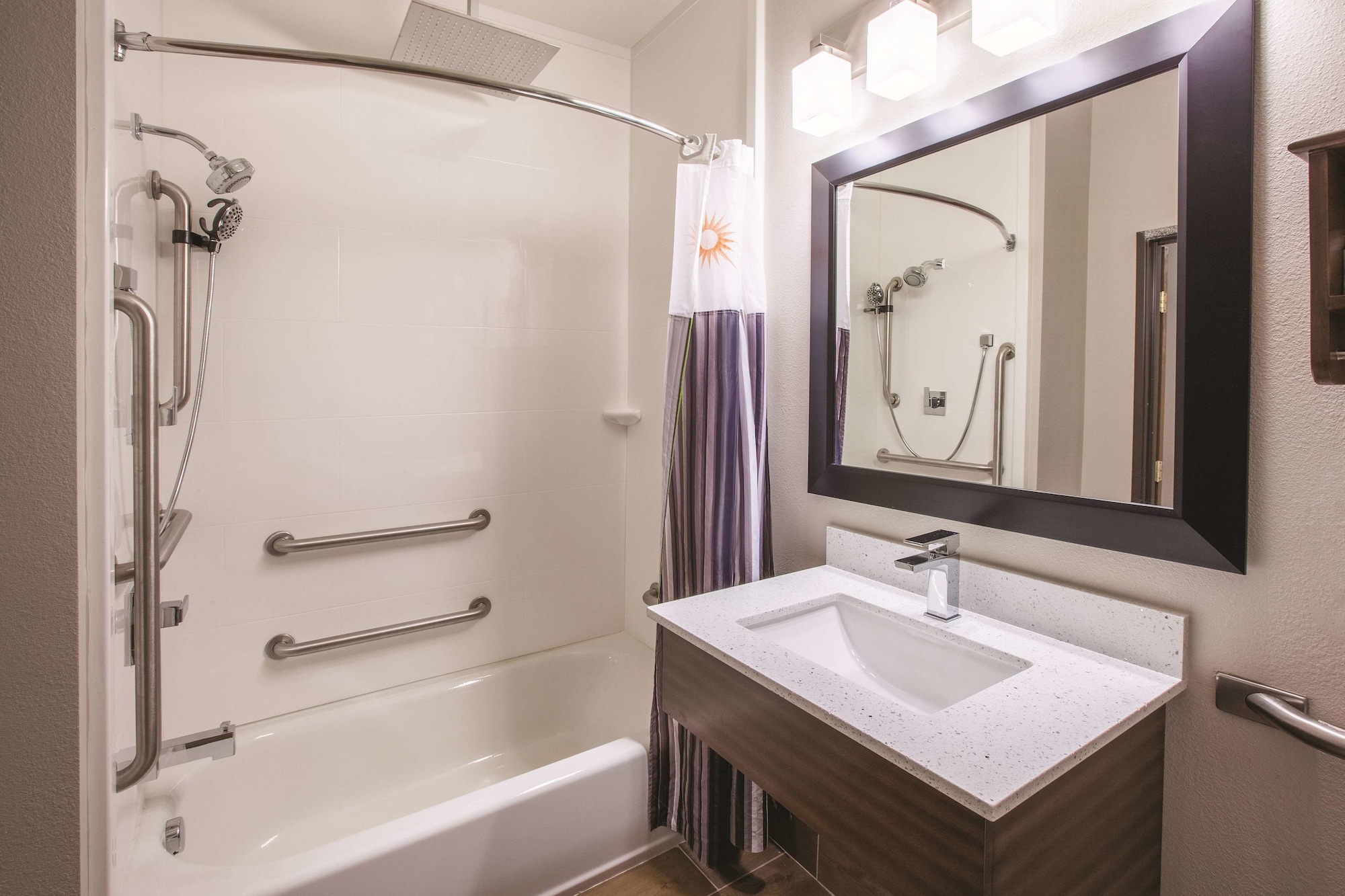 غرفة بسرير كوين لذوي الإعاقة، La Quinta Inn & Suites by Wyndham NW Tucson Marana 10/10