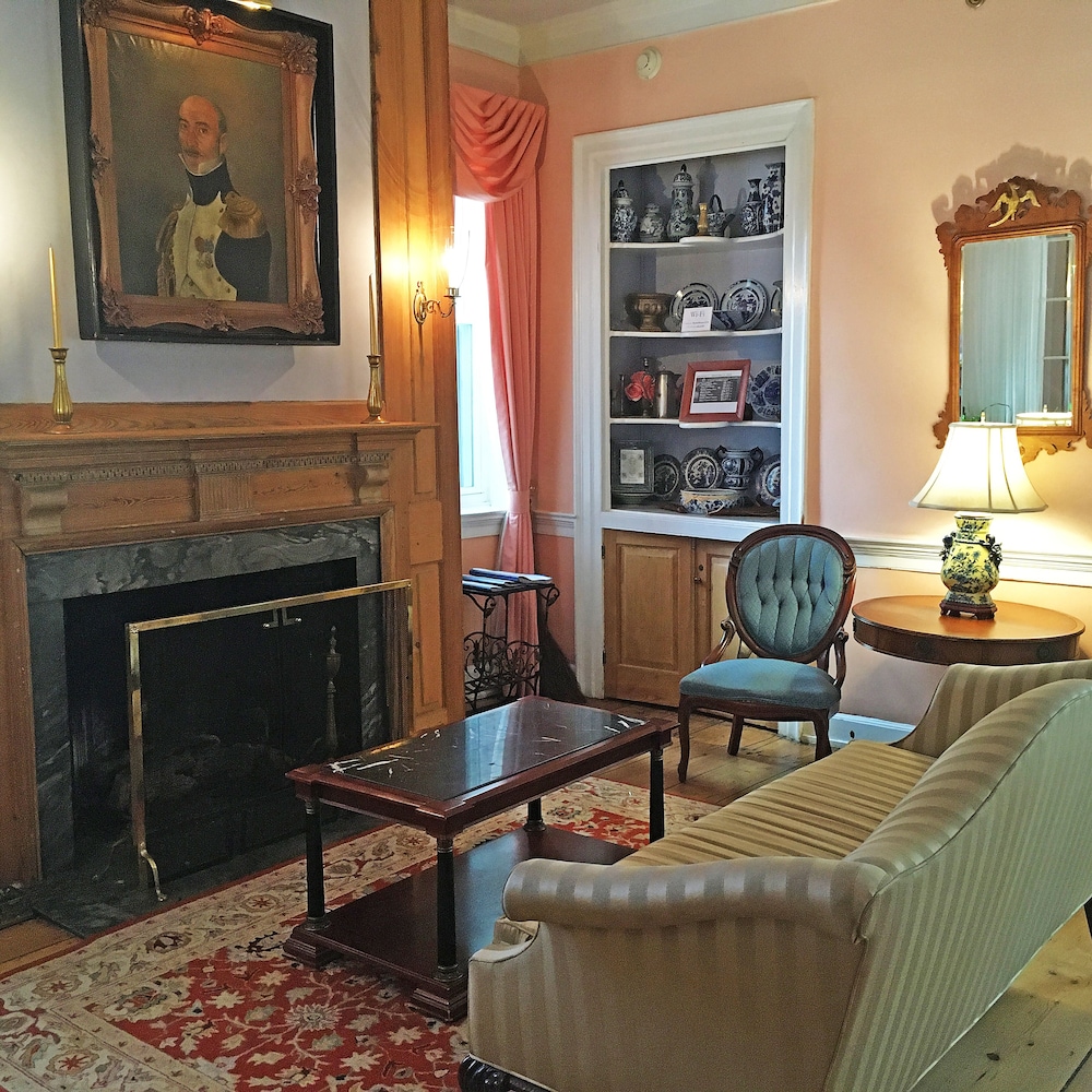 Morris House Hotel 26/50