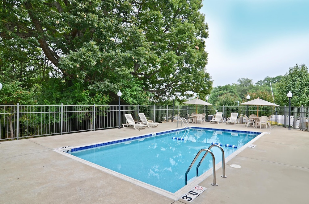 Best Western Riverside Inn 7/23