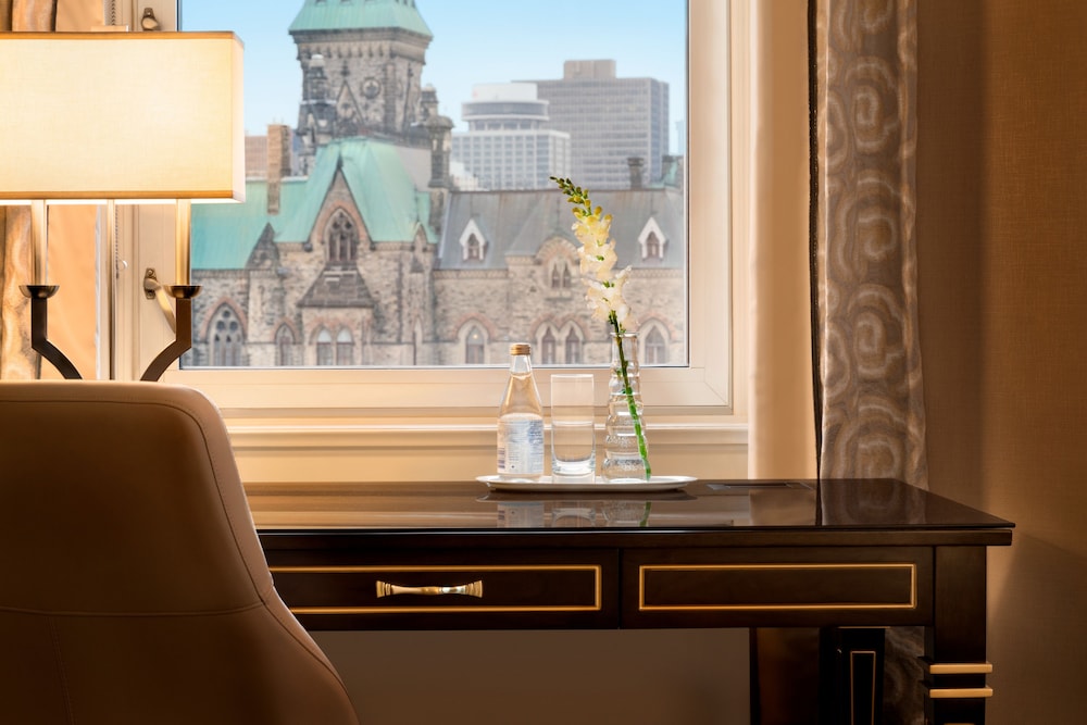 Fairmont Chateau Laurier Gold Experience 19/24
