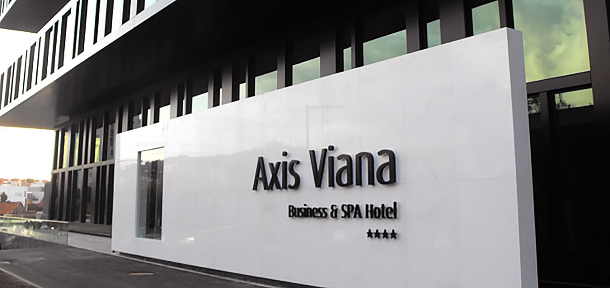 Axis Viana Business And Spa 2/36