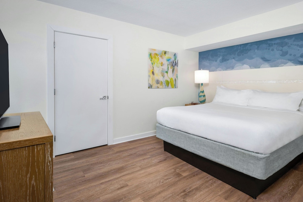 MARRIOTT VACATION CLUB PULSE, SOUTH BEACH 24/62