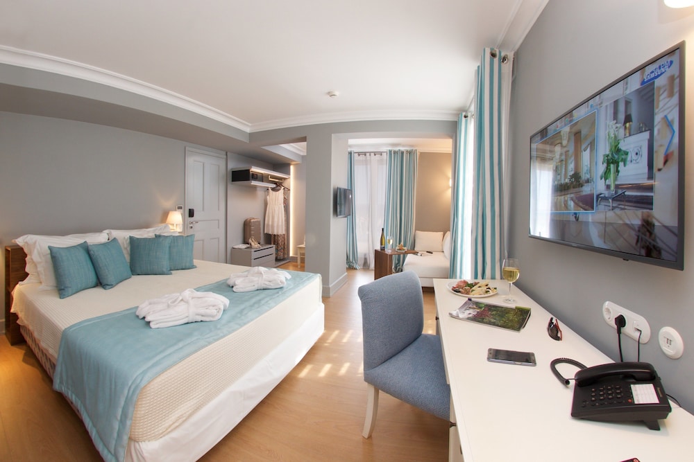 Aenos Hotel 28/62