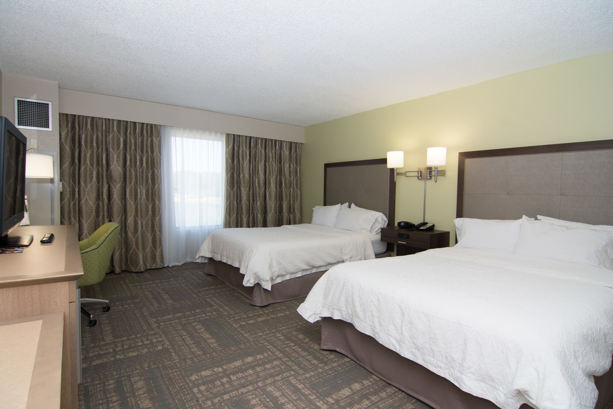 Studio, Suite, 2 Queen Beds, Sofa