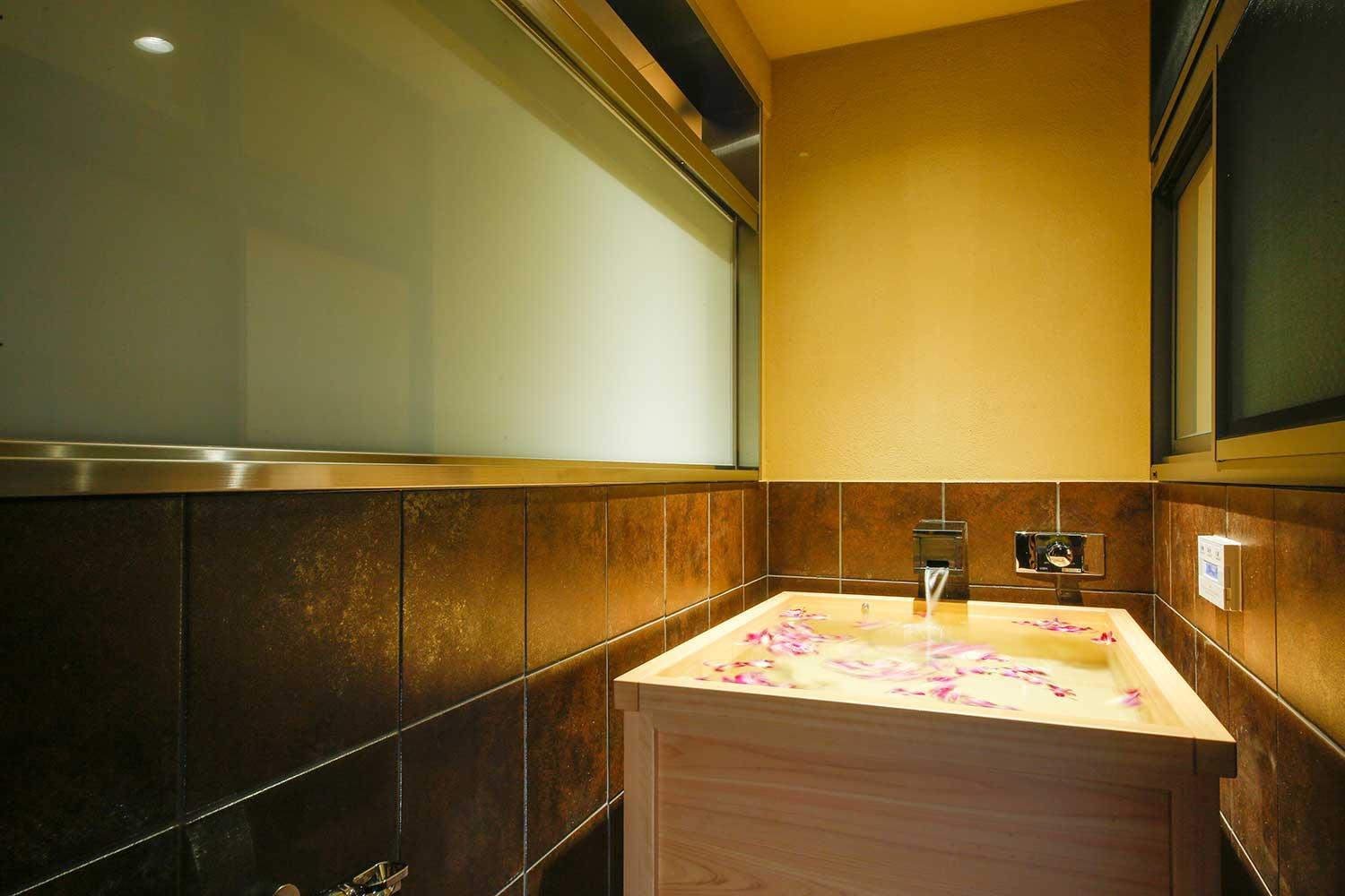 Yuraku Kinosaki Spa & Gardens 30/50