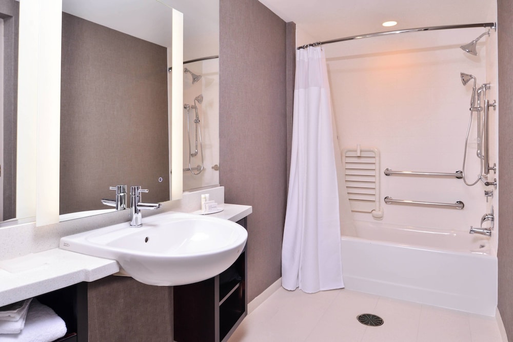 SpringHill Suites by Marriott Greensboro Airport 15/37
