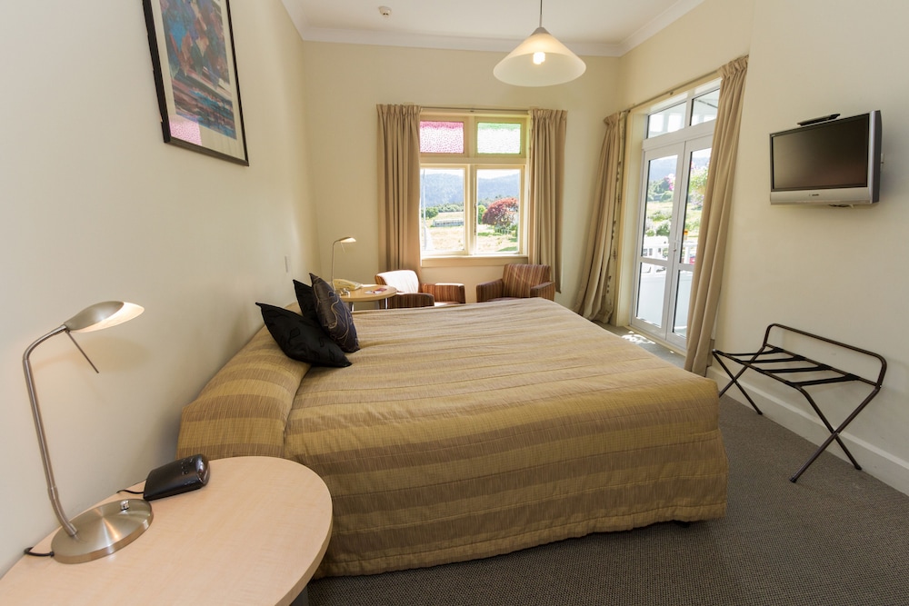 Heartland Hotel Fox Glacier 26/45