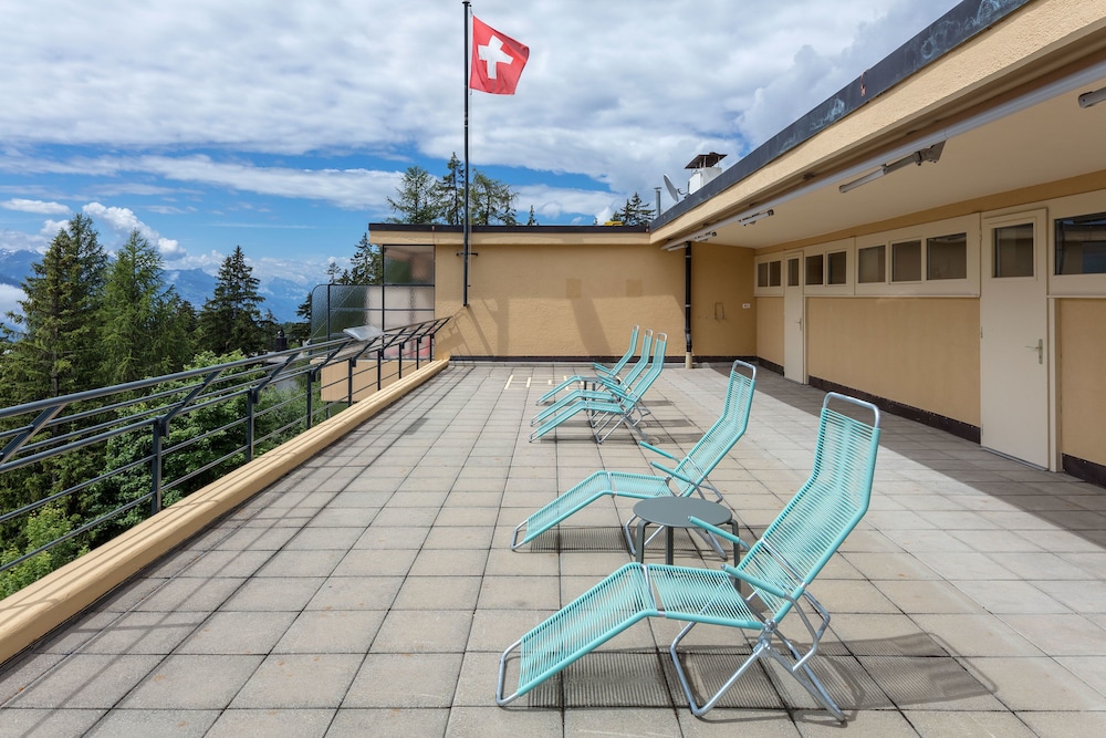 Youth Hostel Crans Montana 3/53