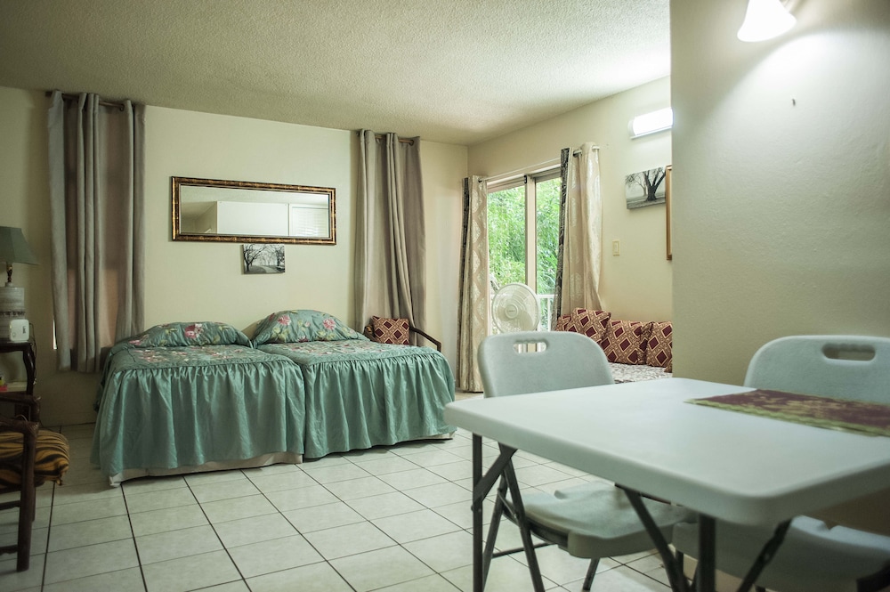 Montego Bay Club Beach Resort 26/50