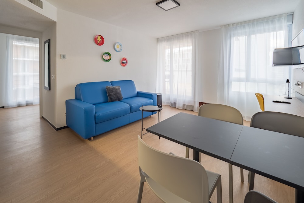 Privilodges Le Hub Grenoble 42/69