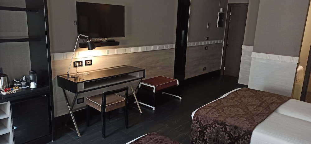 Unica Suite Rome 33/63