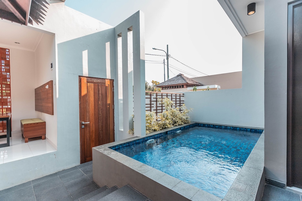 Nemuru Villa Ubud Anyer 22/30