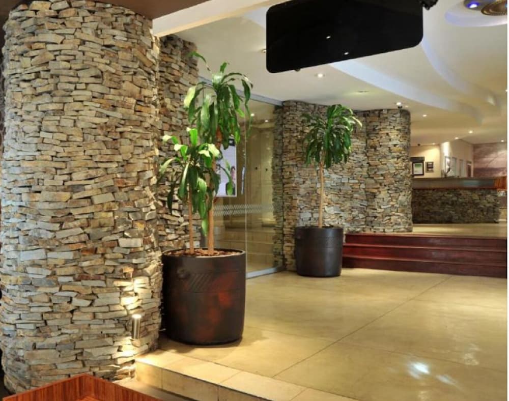 Faircity Mapungubwe Hotel Apartments 8/17
