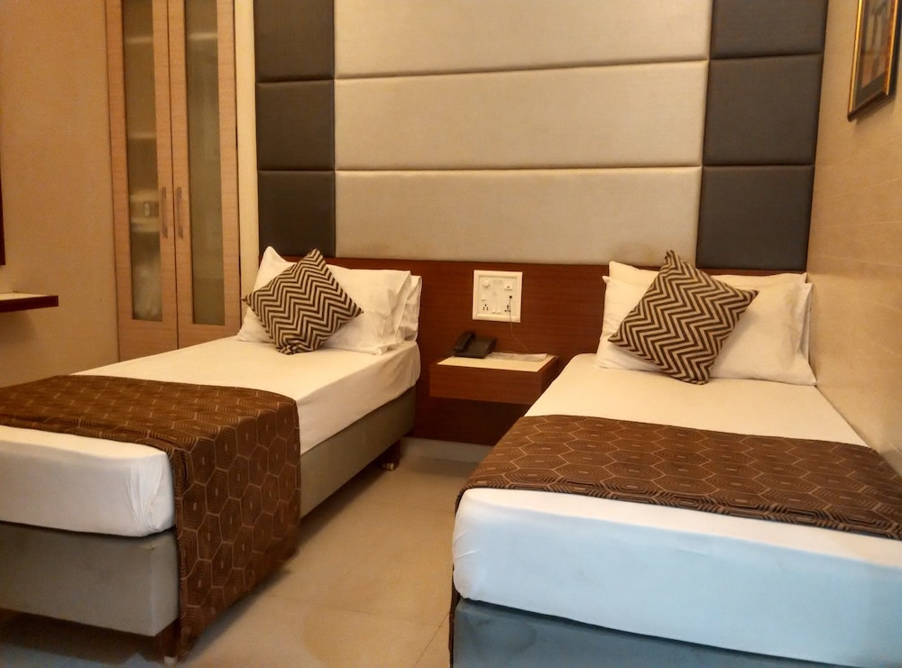 Hotel Elphinstone Annexe 22/53