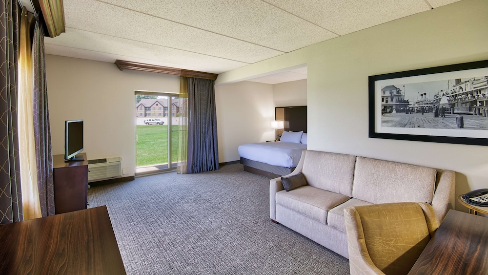 Doubletree By Hilton Port Huron 24/51