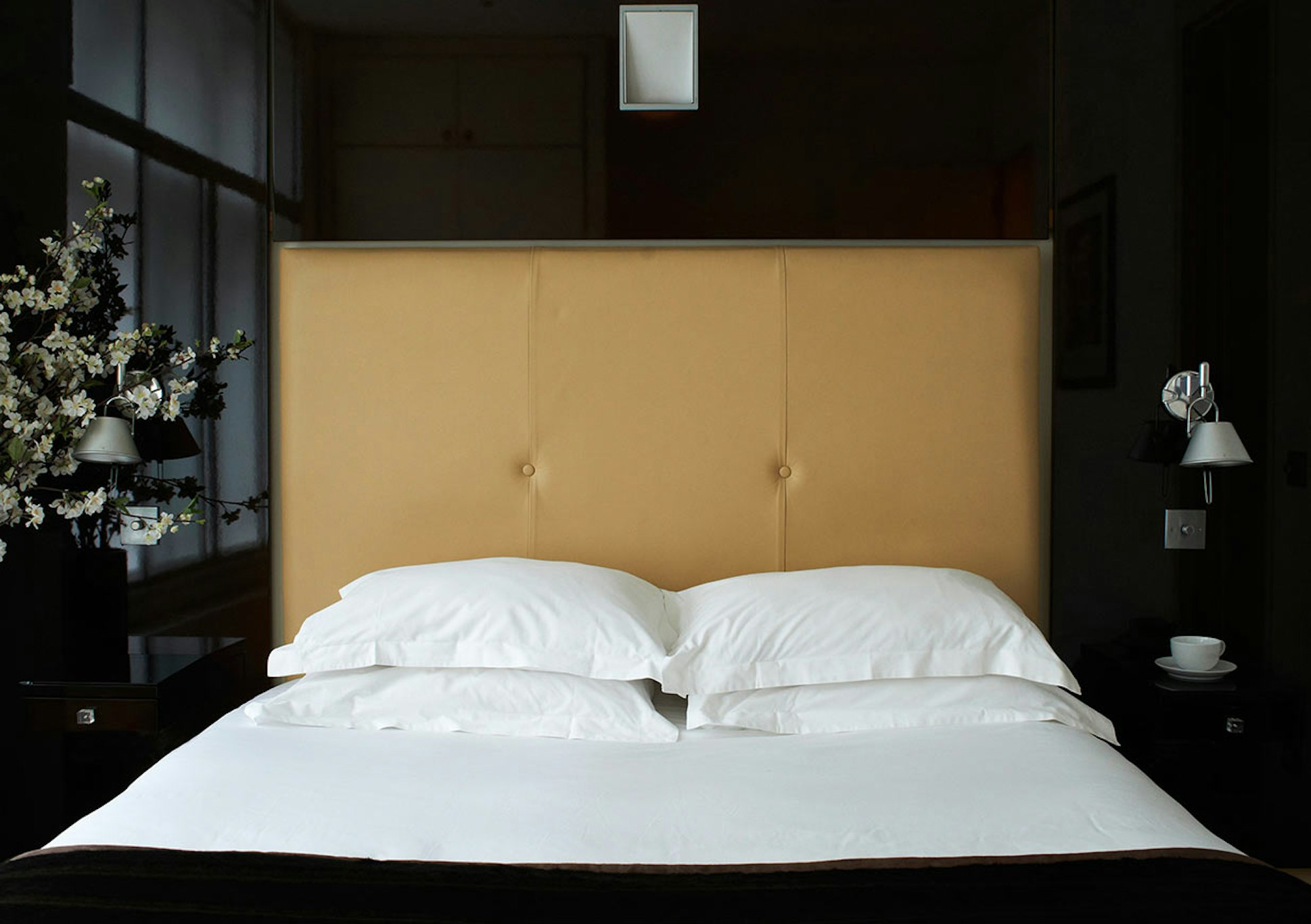 No 5 Maddox Street 1/7