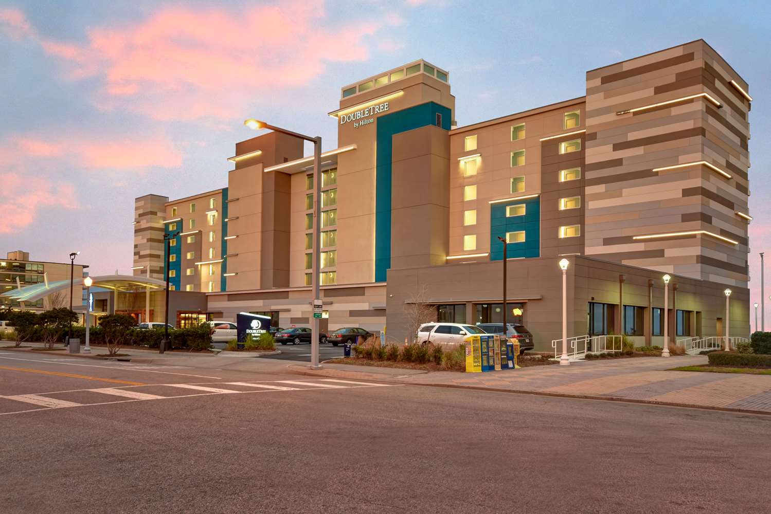 Doubletree By Hilton Virginia Beach Oceanfront South 7/38