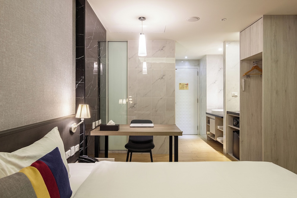 F Hotel Luzhou Taipei 17/47