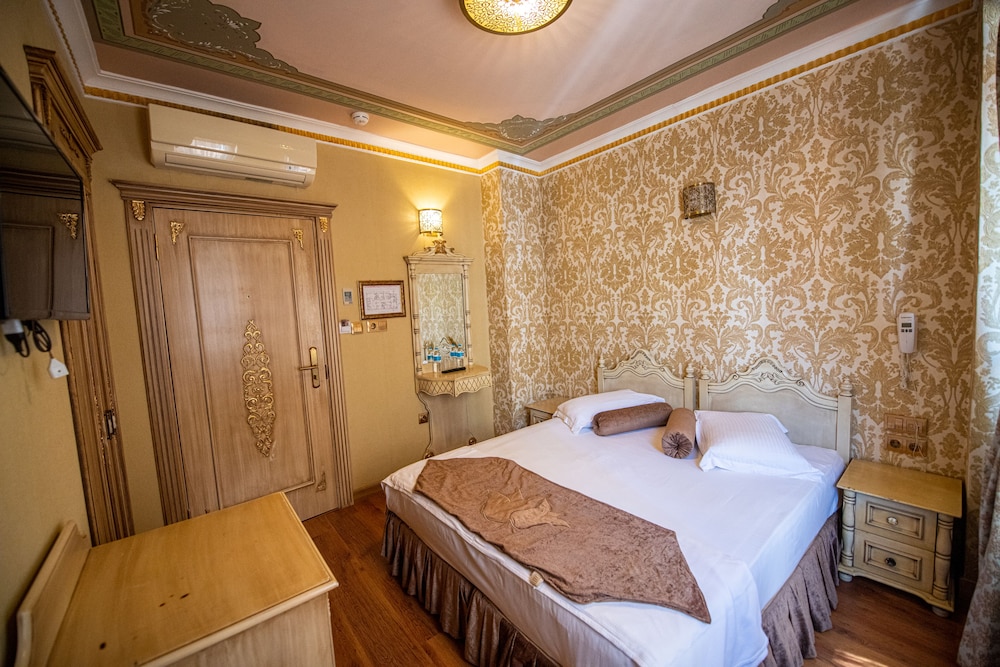 Kaftan Hotel 34/75