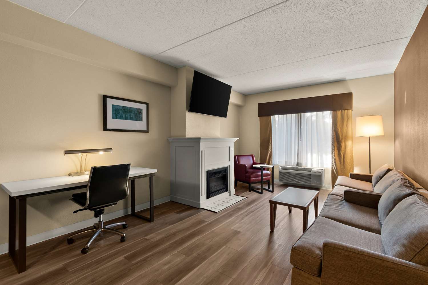 Ramada By Wyndham Harrisburg/Hershey Area 44/59