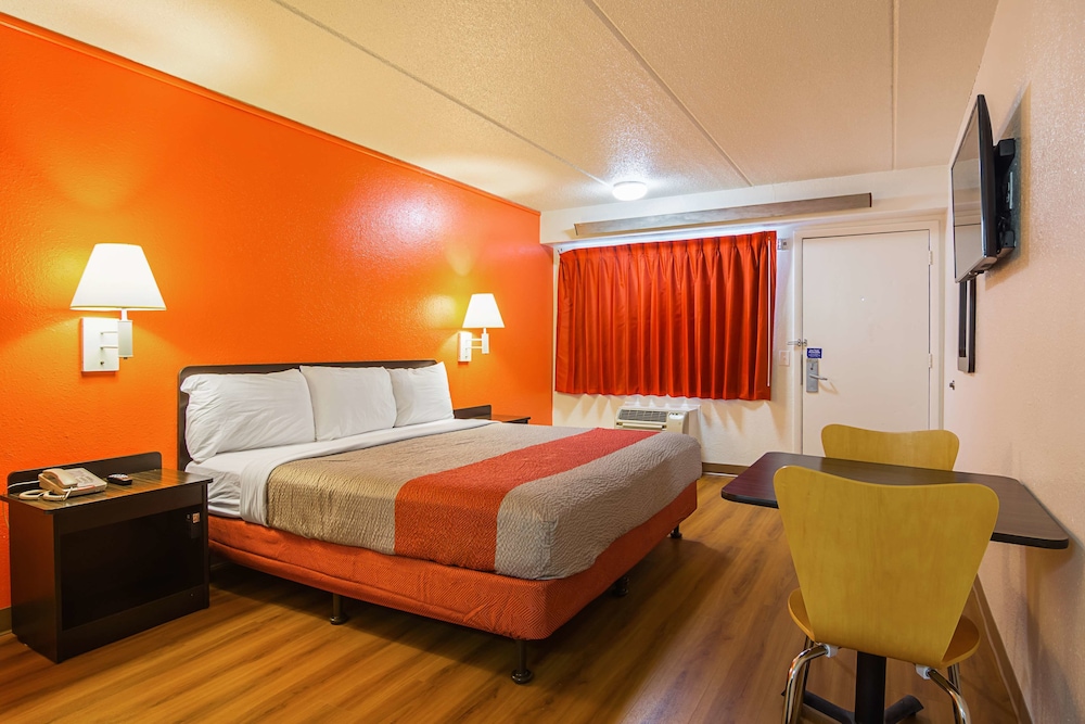 Motel6 Tucker, GA - Atlanta Northeast 23/52