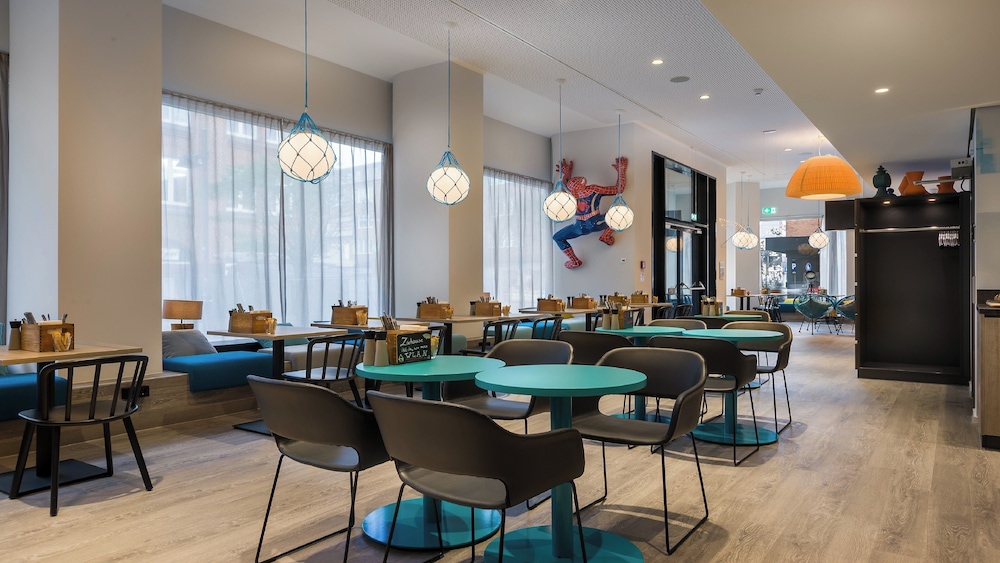 Holiday Inn - the niu, Welly Kiel by IHG 35/47