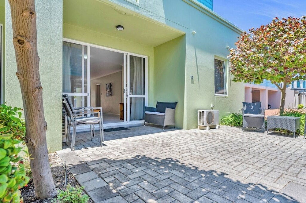 C Mandurah Resort and Serviced Apartments 38/47