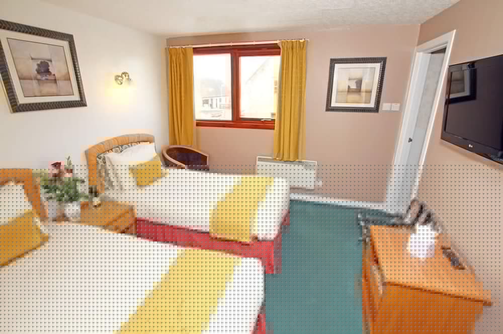 CASTLETOWN HOTEL 21/40
