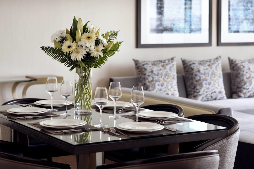 Marriott Executive Apartments Downtown Abu Dhabi 15/25