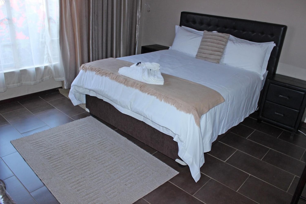 Mmakosha Lodge 16/35