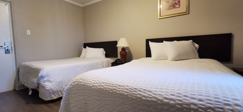Room, 2 Queen Beds