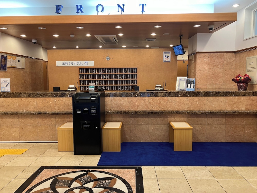 Toyoko Inn Yokohama Kannai Ex Toyoko Inn Yokohama Minatomirai Sen Nihon Odori Ekimae 11/65