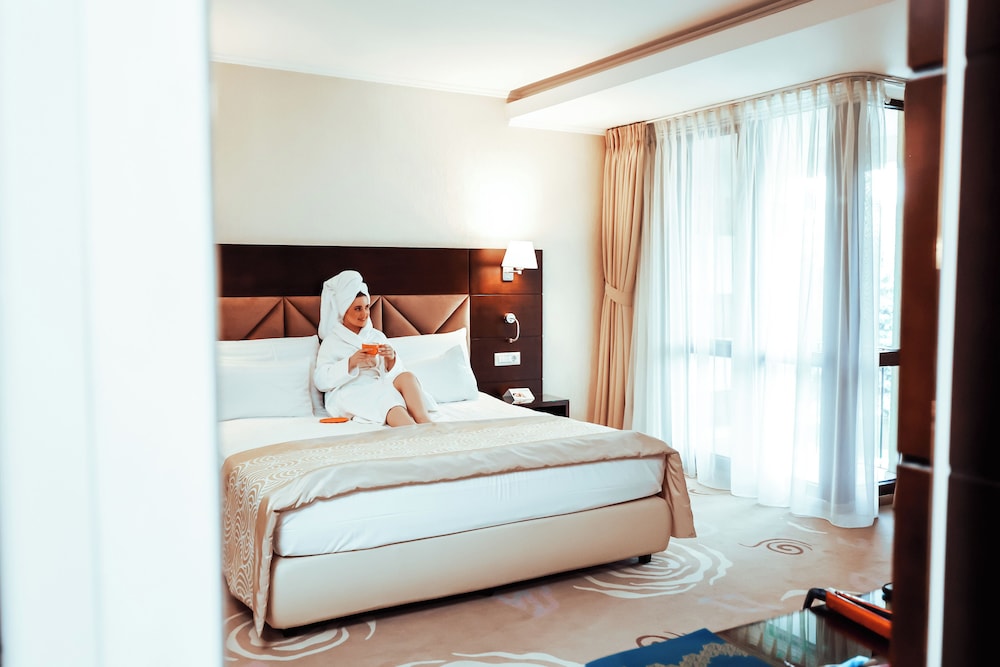 Grand Hotel Coroana 23/55