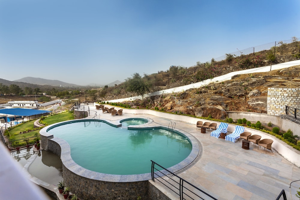 Justa Sajjangarh Resort And Spa 42/50
