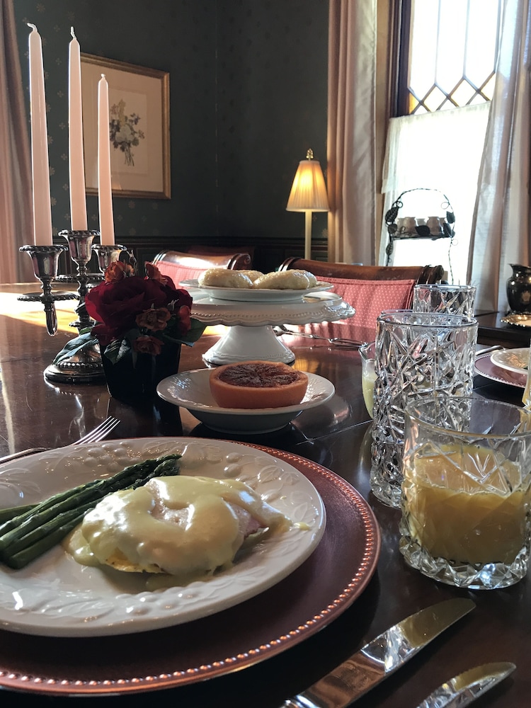 Nauvoo Grand Bed and Breakfast 19/51