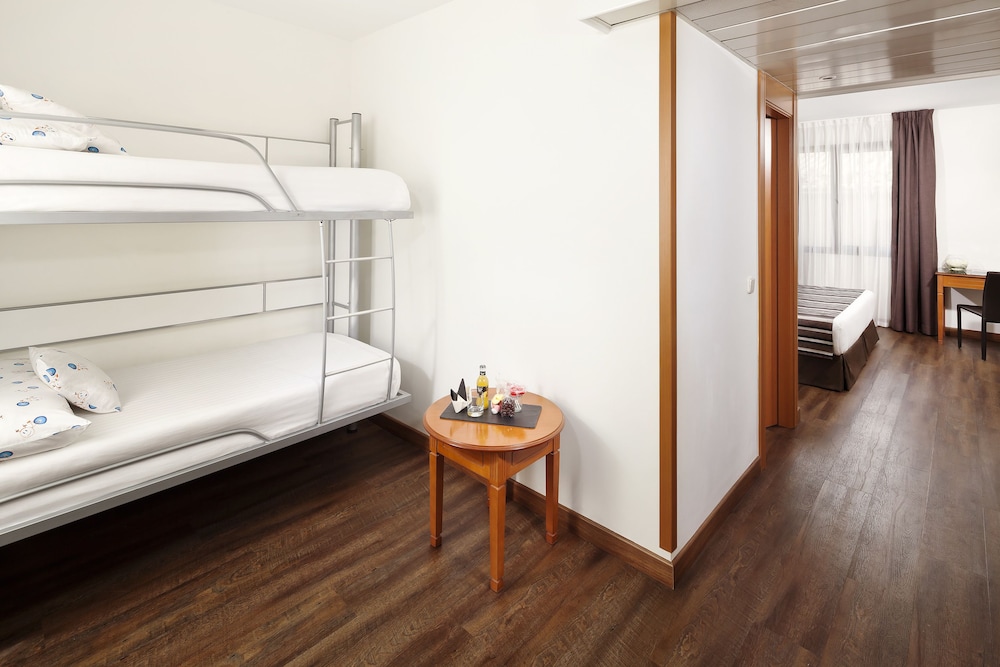 Melia Granada 32/63