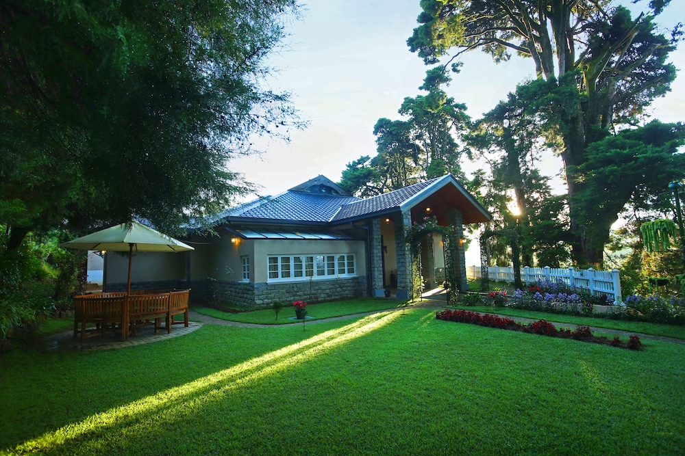 Firs Boutique 28/33