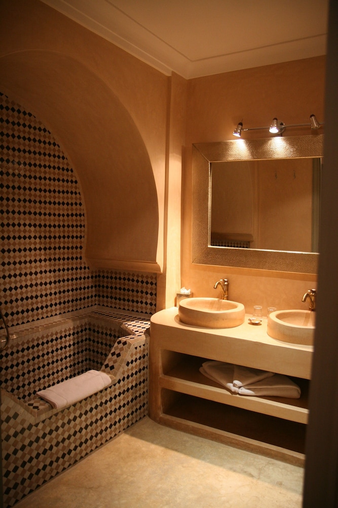 Riad Shama 39/75
