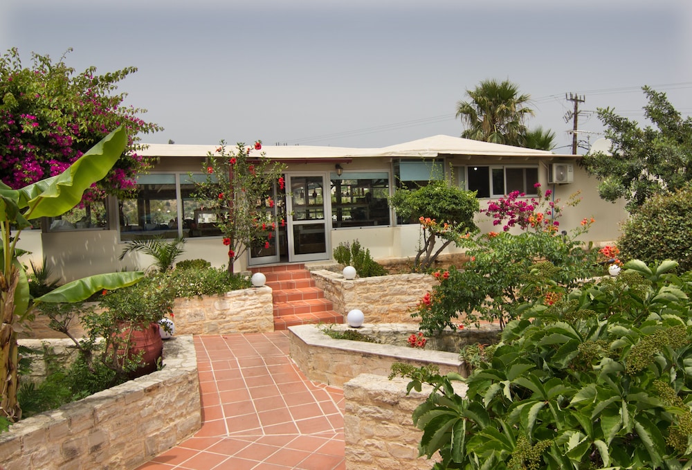 Resol Hotel in MYLOPOTAMOS