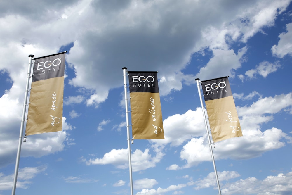 Ego Hotel 67/69