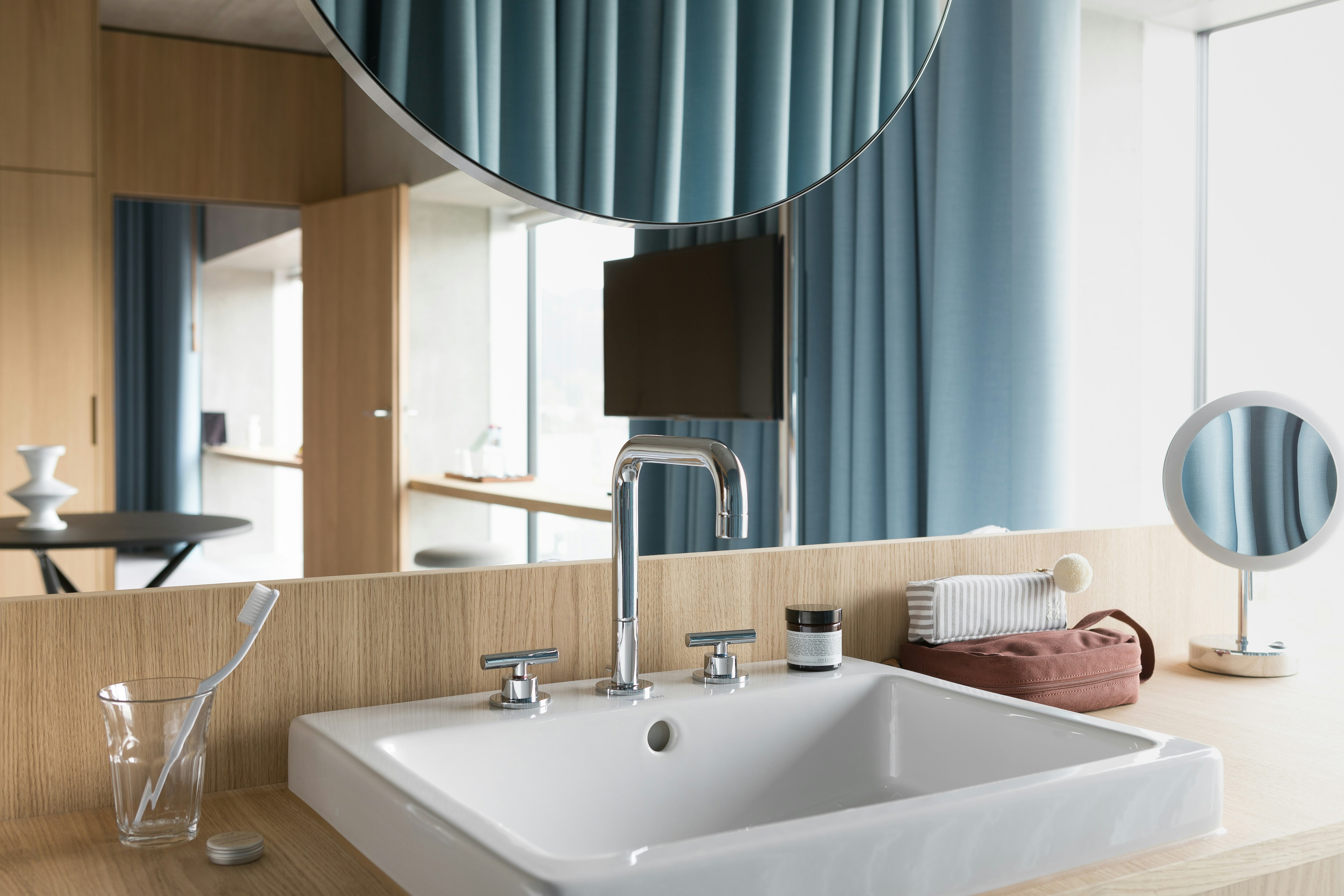 Placid Hotel Zurich 64/69