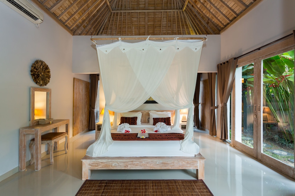 Ubud Art Resort (ex Uma D Mas Villa) 13/48