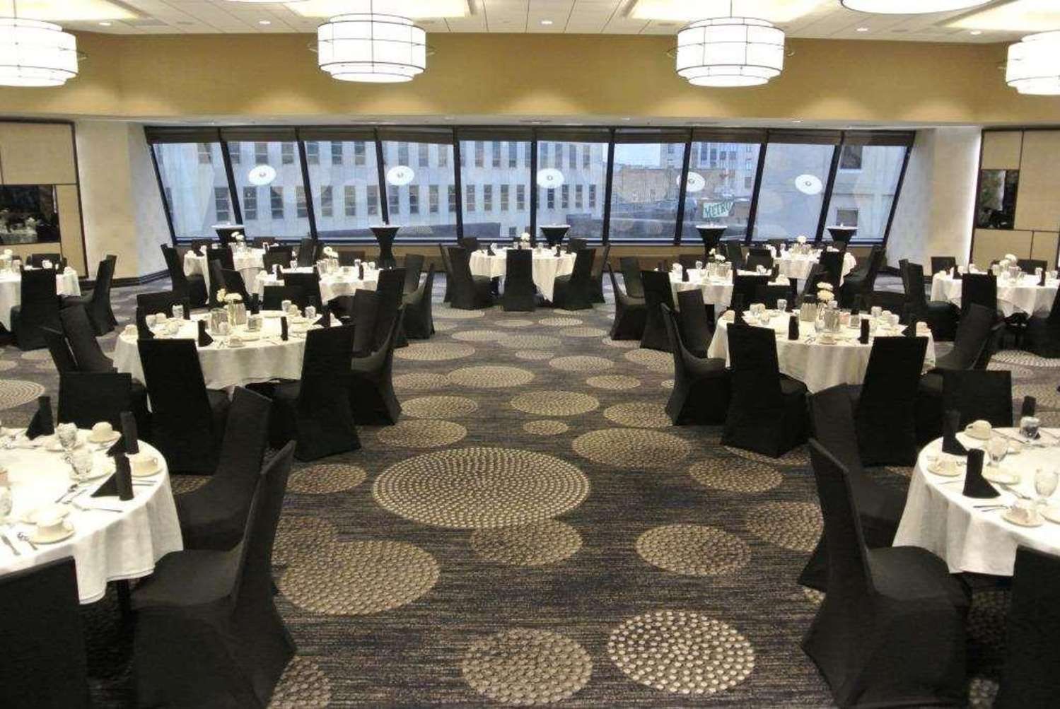 Radisson Blu Hotel Fargo 41/44