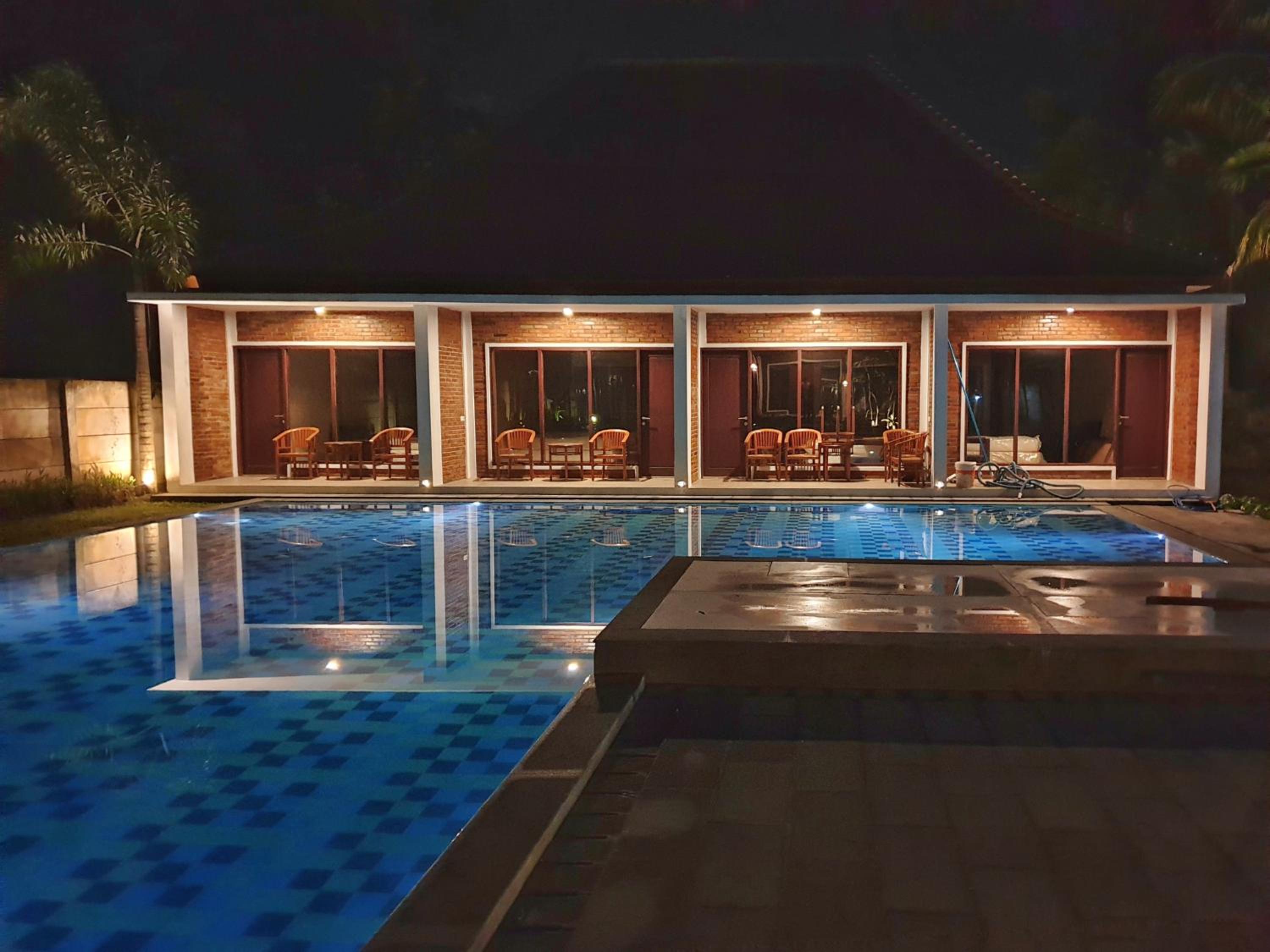 The Nalaya Hotel & Resto 24/49