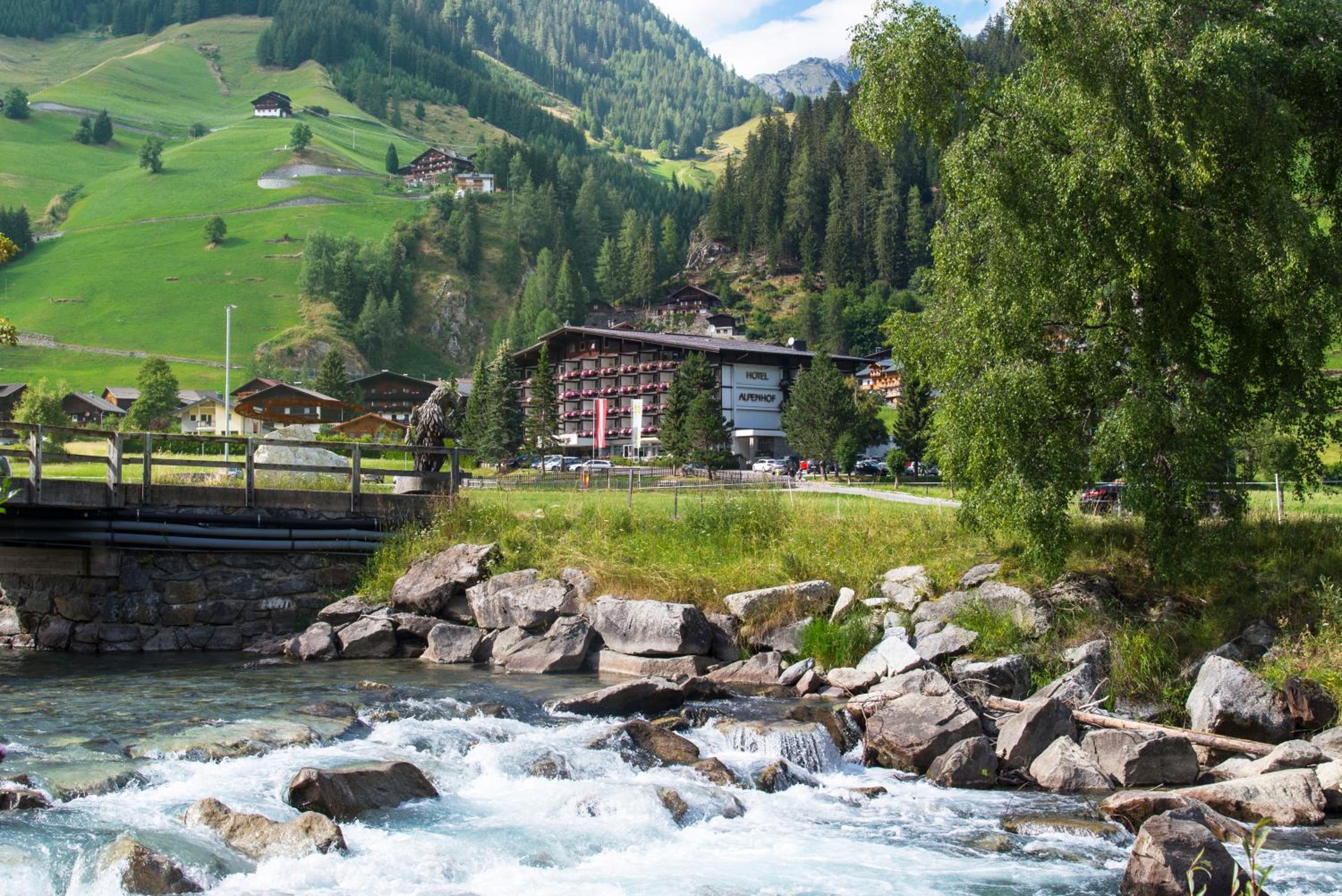Hotel Alpenhof 44/50