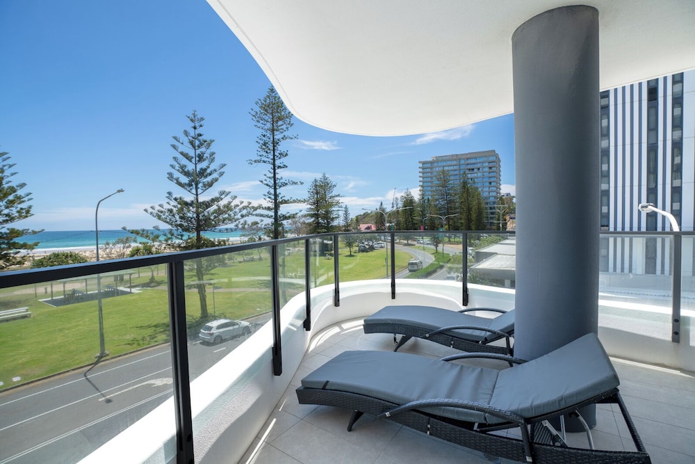 X Kirra Apartment 23/50