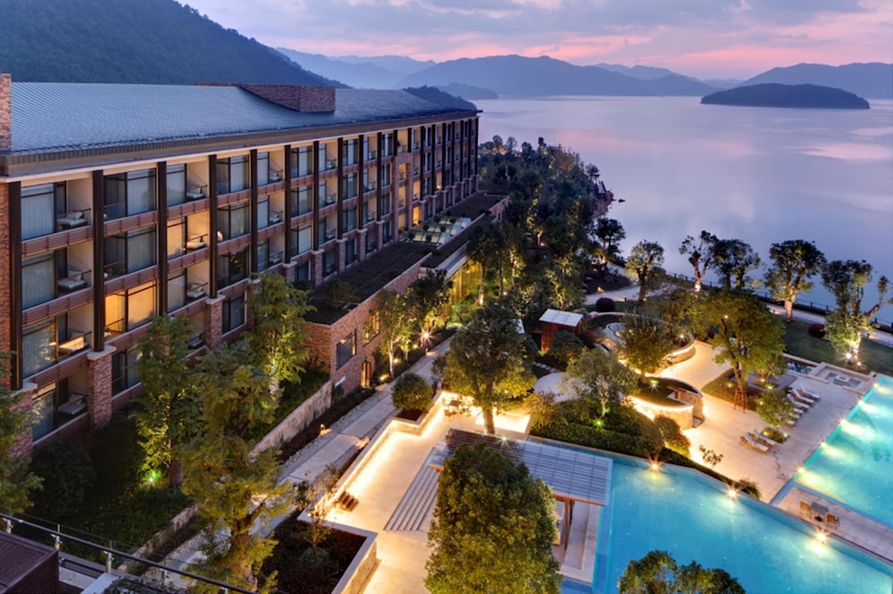 Intercontinental One Thousand Island Lake Resort 3/50