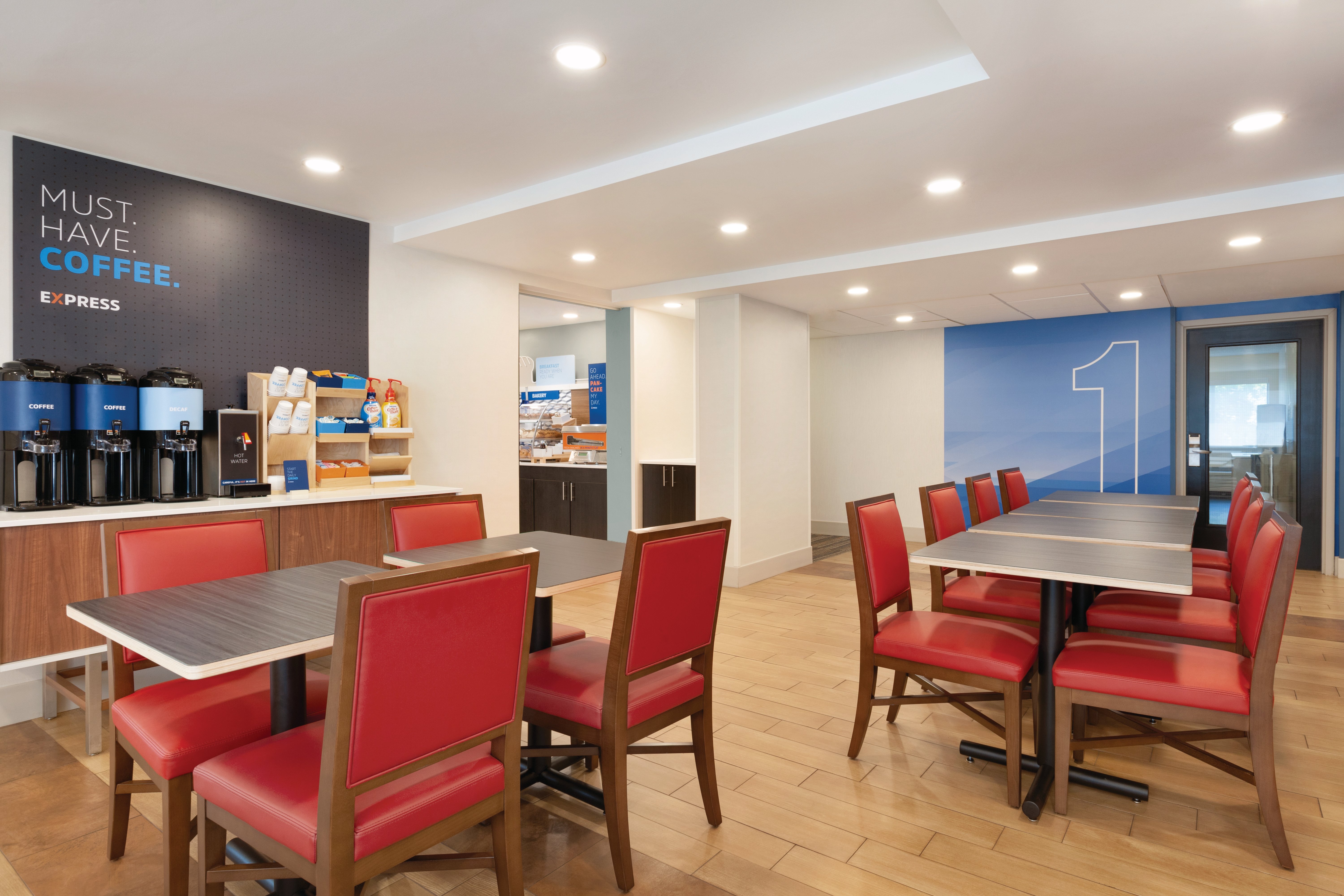 Holiday Inn Express Hartford South Rocky Hill 25/41